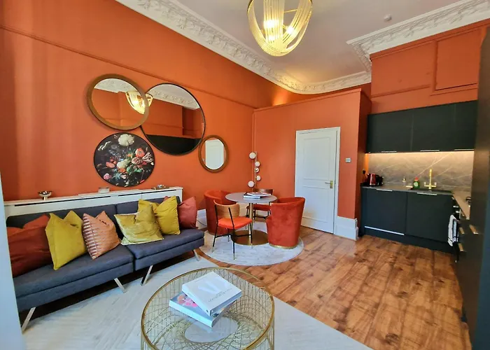 Beautiful Victorian Home In Hyde Park By Tube Stations - No Stairs