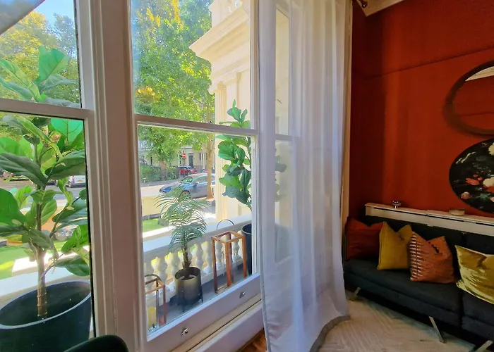 Beautiful Victorian Home In Hyde Park By Tube Stations - No Stairs